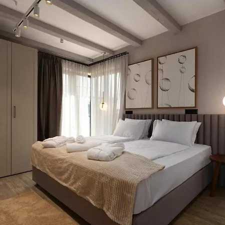 Cozy In With Kitchen Ferienhaus Poreč