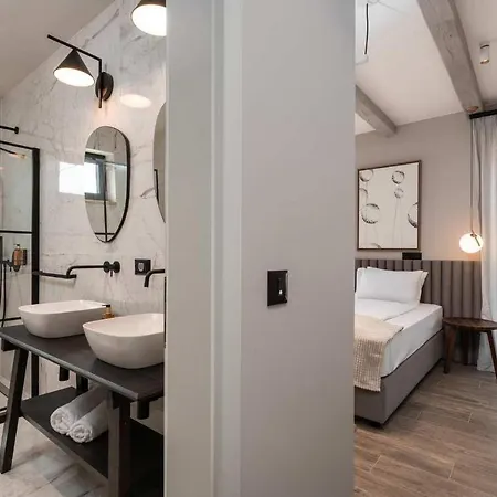 Cozy In With Kitchen Porec